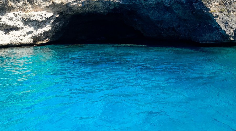 Grotte Hato Blue Room Cave